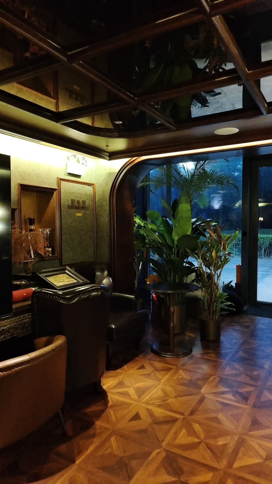 黄冈商务ktv实用攻略-武穴市ktv预订